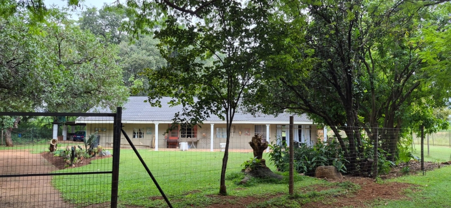 7 Bedroom Property for Sale in Modderfontein AH North West